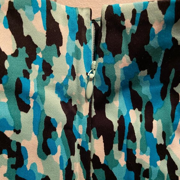 Ann Taylor Pencil Skirt - Picture 2 of 3